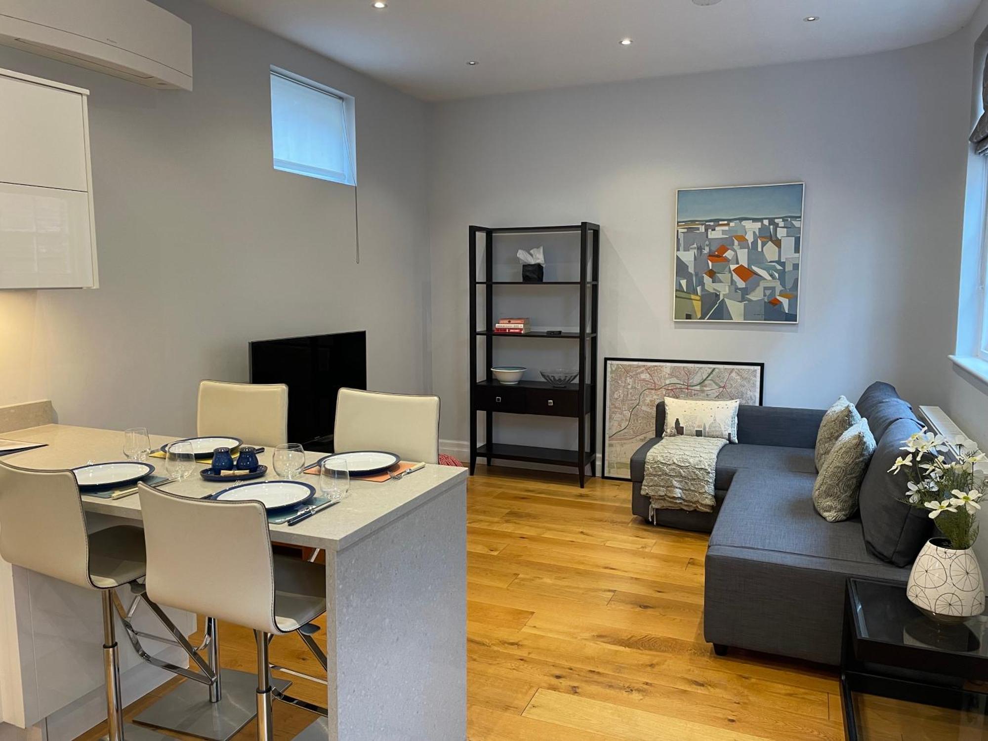 Charming & Cosy Town Centre Home With Parking Γκίλντφορντ Εξωτερικό φωτογραφία